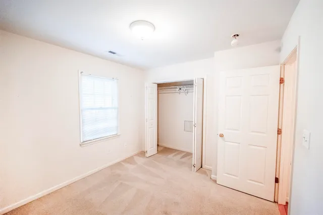 $285,000 | 516 South Pond View Drive, Duncan, SC 29334