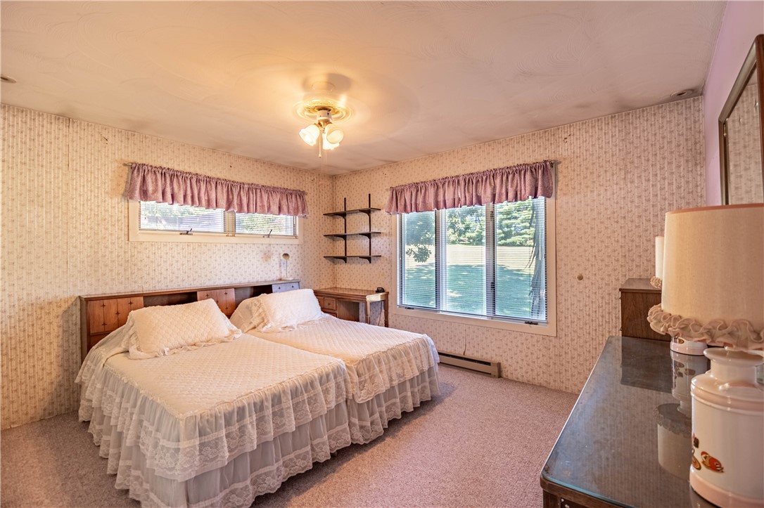 3335 Nevada Road Decatur, IL 62522 - Photo 20 of 46 2nd Bedroom