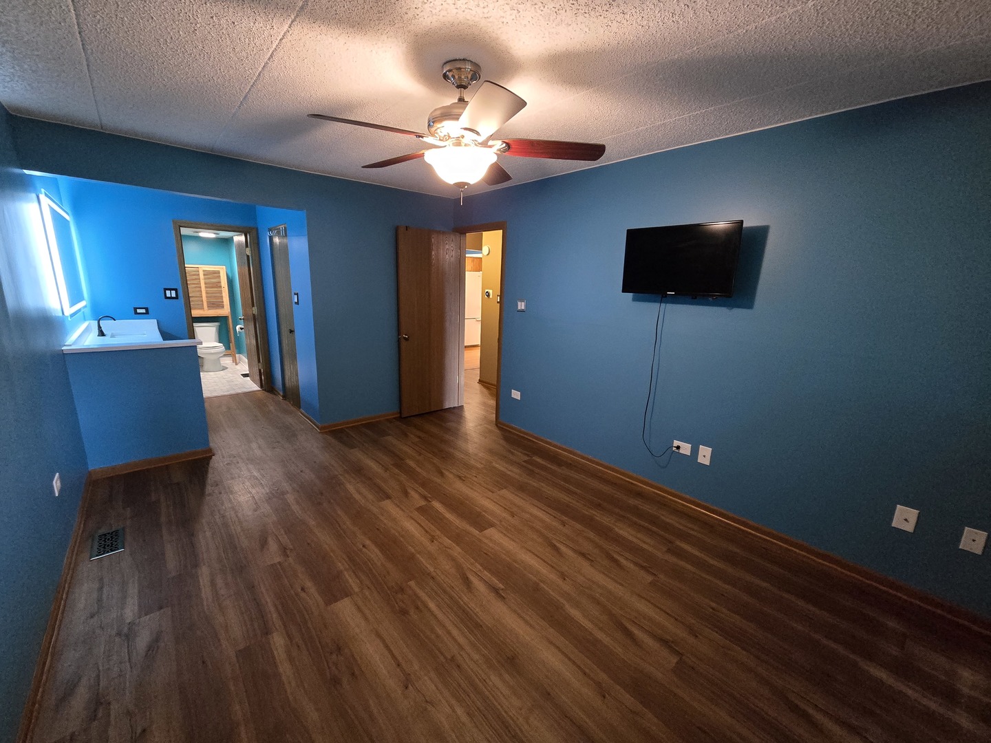 10512 Ridge Cove Drive, Unit 13C Chicago Ridge, IL 60415 - Photo 14 of 23 Gallery Image 14