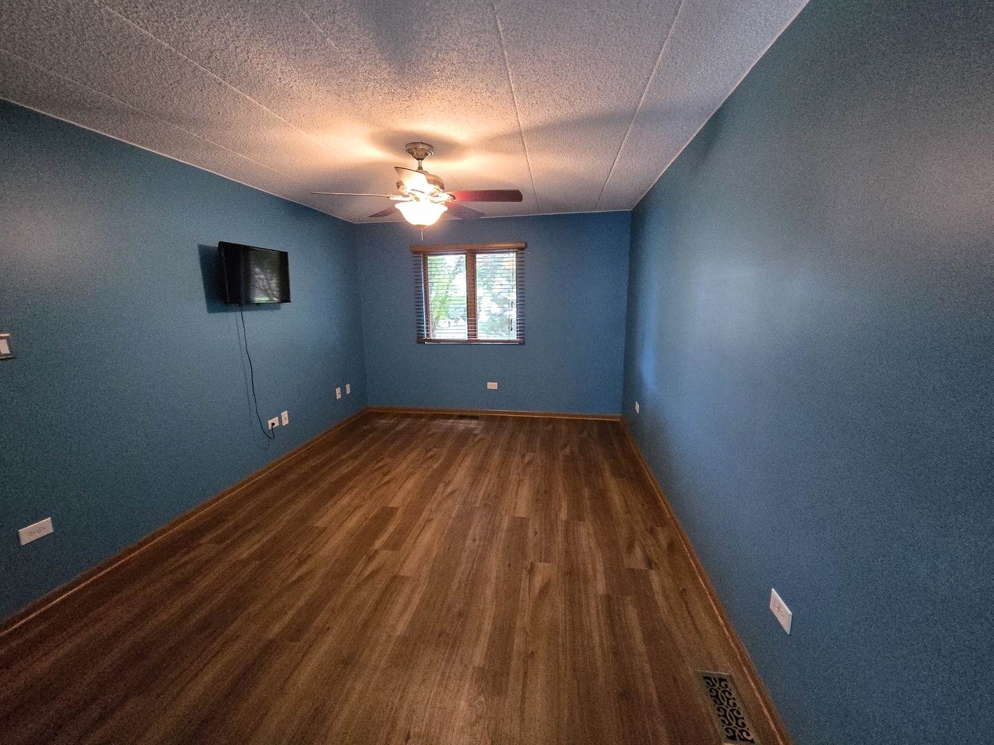 10512 Ridge Cove Drive, Unit 13C Chicago Ridge, IL 60415 - Photo 17 of 23 Gallery Image 17