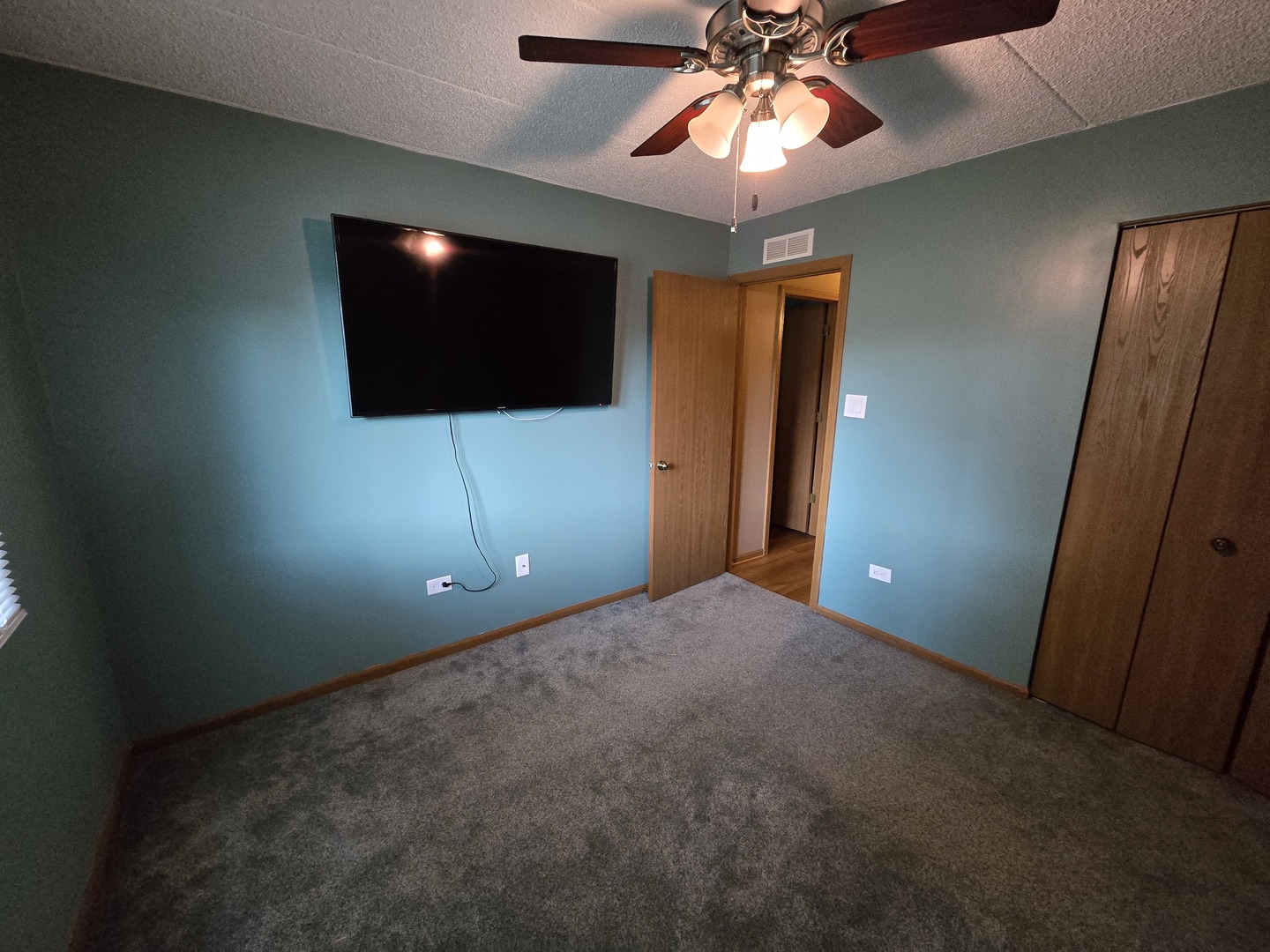 10512 Ridge Cove Drive, Unit 13C Chicago Ridge, IL 60415 - Photo 22 of 23 Gallery Image 22