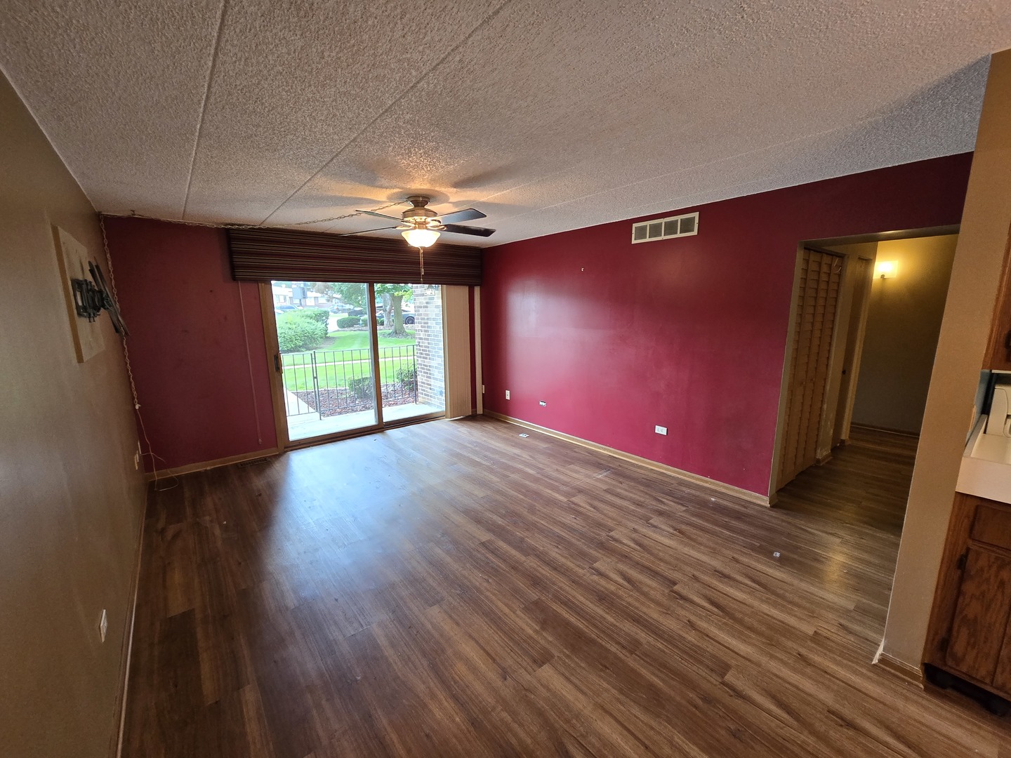 10512 Ridge Cove Drive, Unit 13C Chicago Ridge, IL 60415 - Photo 4 of 23 Gallery Image 4