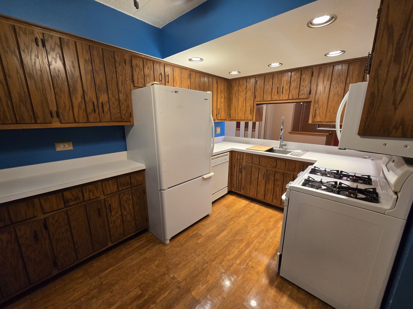 10512 Ridge Cove Drive, Unit 13C Chicago Ridge, IL 60415 - Photo 10 of 23 Gallery Image 10