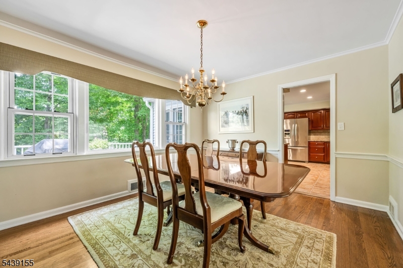 33 Runnymede Road Chatham, NJ 07928 - Photo 8 of 36