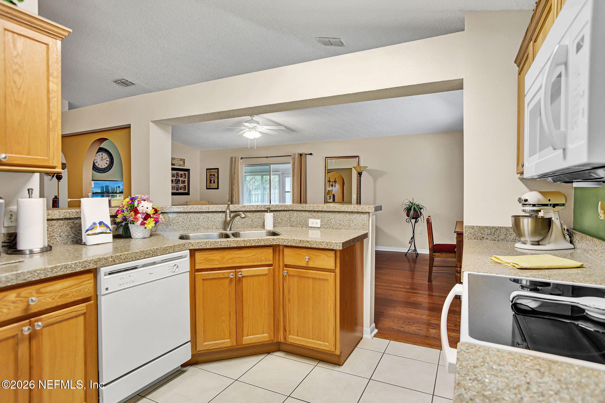12396 Hickory Forest Road Jacksonville, FL 32226 - Photo 14 of 32 15-web-or-mls-IMG_0266