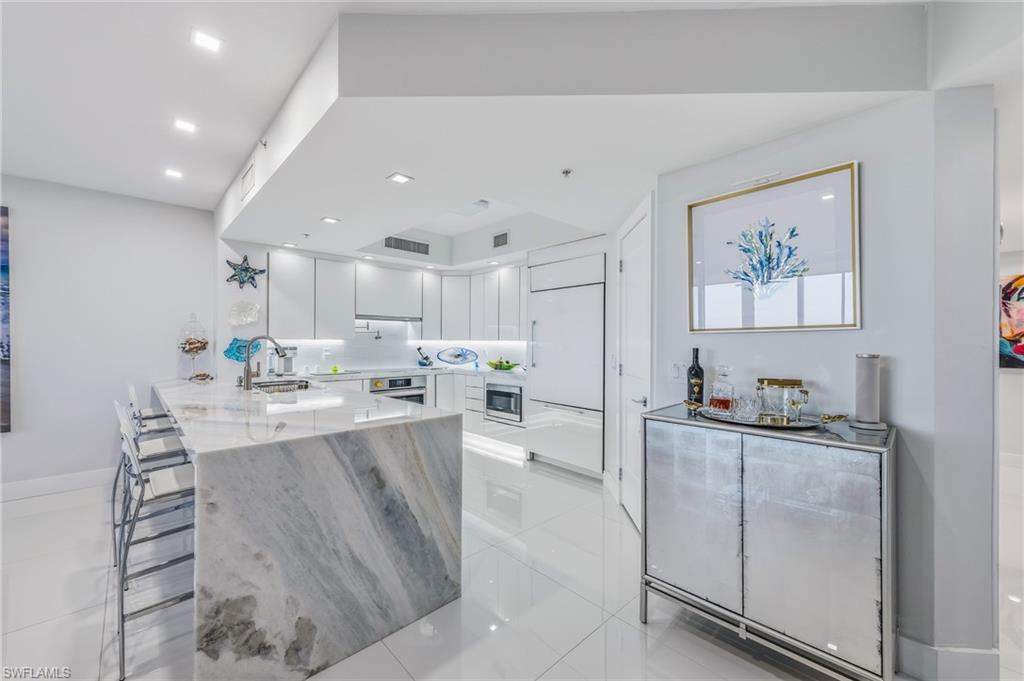 1065 Borghese Lane, Unit 1503 Naples, FL 34114 - Photo 11 of 32 Kitchen