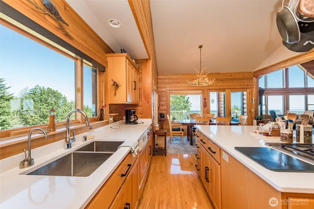 $1,899,950 | 279 Ocean View Drive, Port Angeles, WA 98362