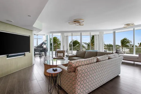 $2,200,000 | 1700 South Ocean Boulevard, Unit 5B, Lauderdale-by-the-Sea, FL 33062