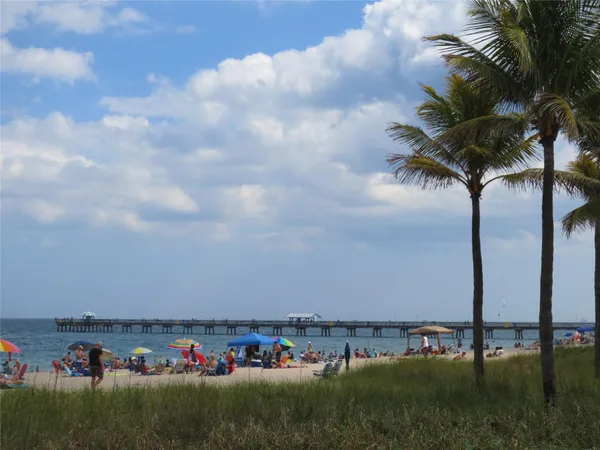 $2,200,000 | 1700 South Ocean Boulevard, Unit 5B, Lauderdale-by-the-Sea, FL 33062