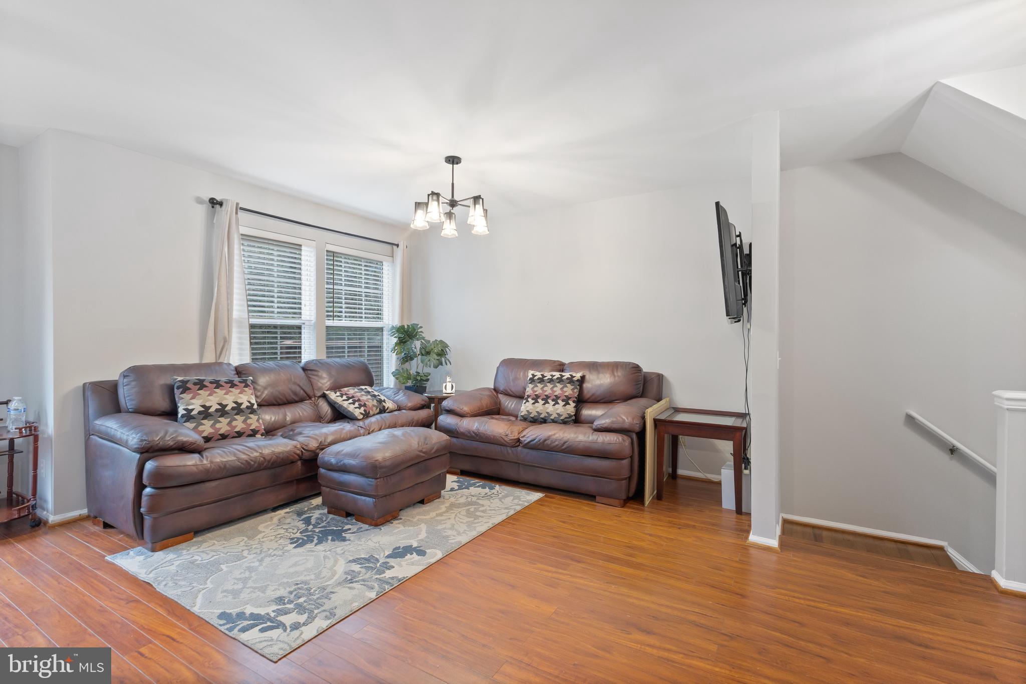 14836 Winding Loop Woodbridge, VA 22191 - Photo 4 of 31
