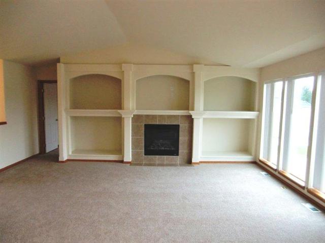 15309 North Chesapeake Road Mead, WA 99021 - Photo 2 of 9 Gallery Image 2