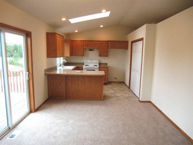 15309 North Chesapeake Road Mead, WA 99021 - Photo 3 of 9 Gallery Image 3