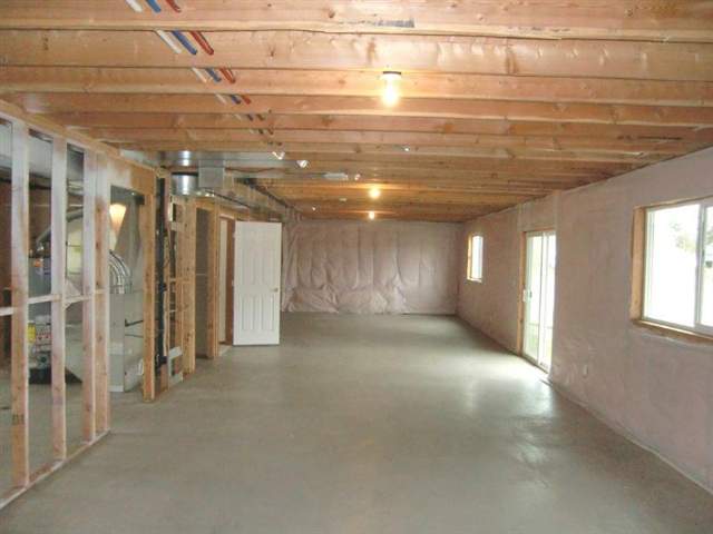 15309 North Chesapeake Road Mead, WA 99021 - Photo 8 of 9 Gallery Image 8