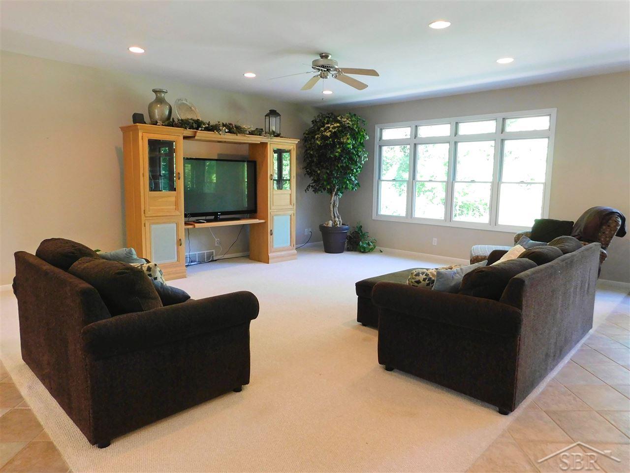 4795 North Thomas Road Freeland, MI 48623 - Photo 10 of 34