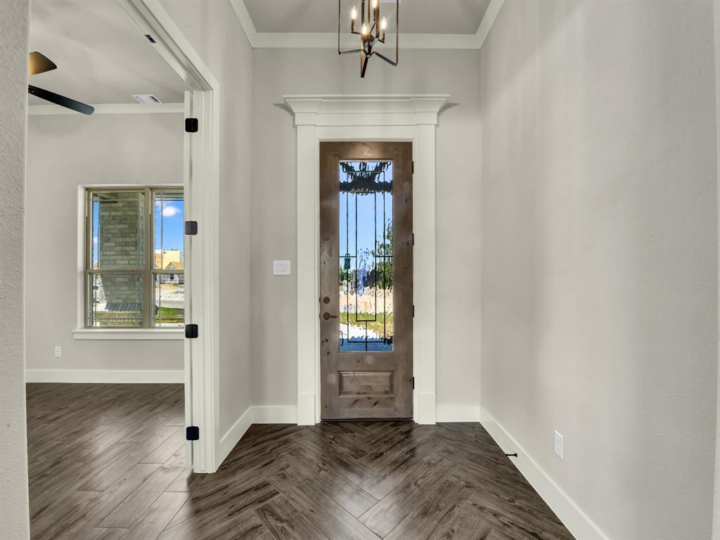 124 Desperado Way Weatherford, TX 76088 - Photo 10 of 39