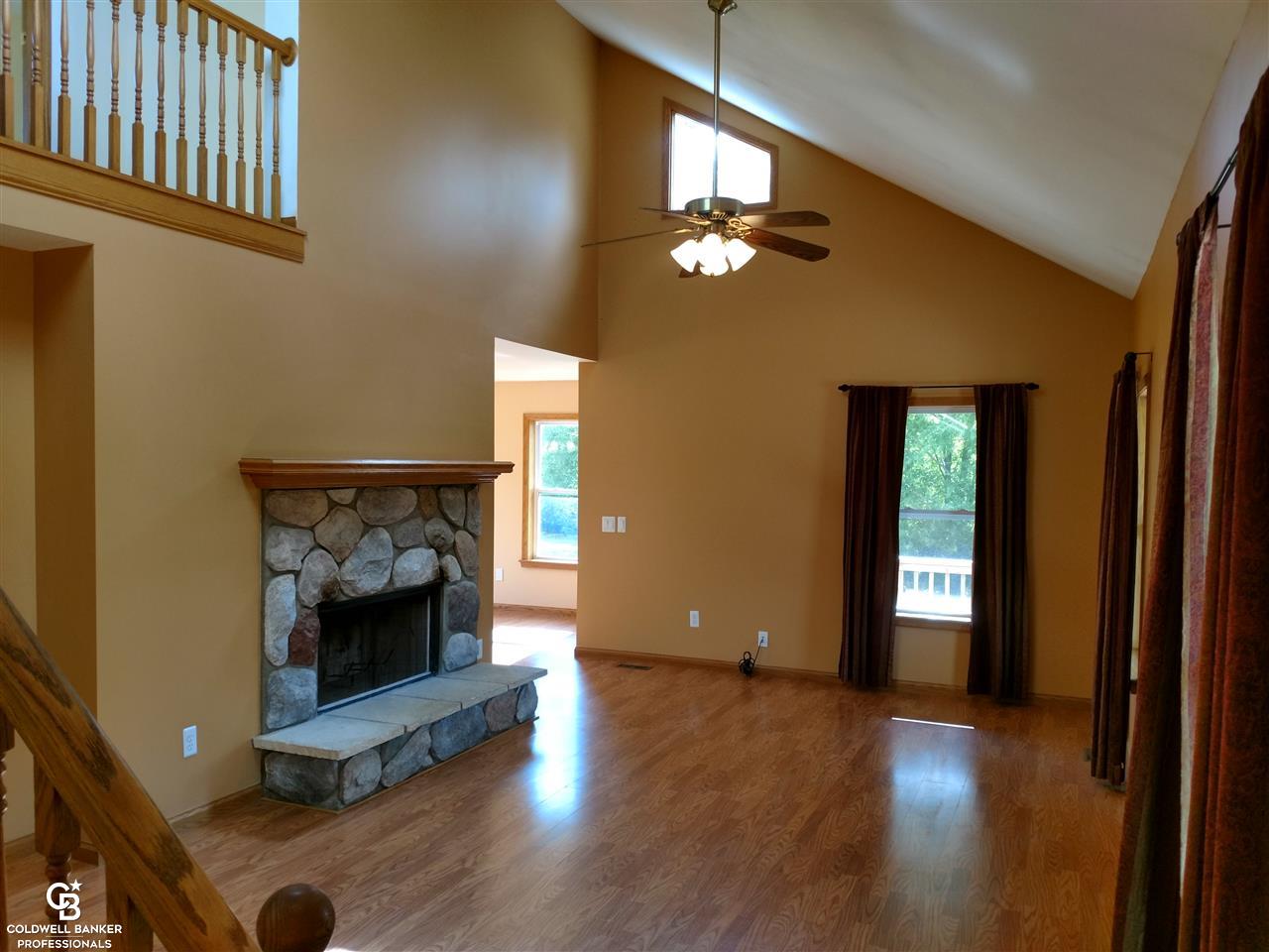 8276 Jorden Road Yale, MI 48097 - Photo 13 of 34 This is a view into the living room from the front door.