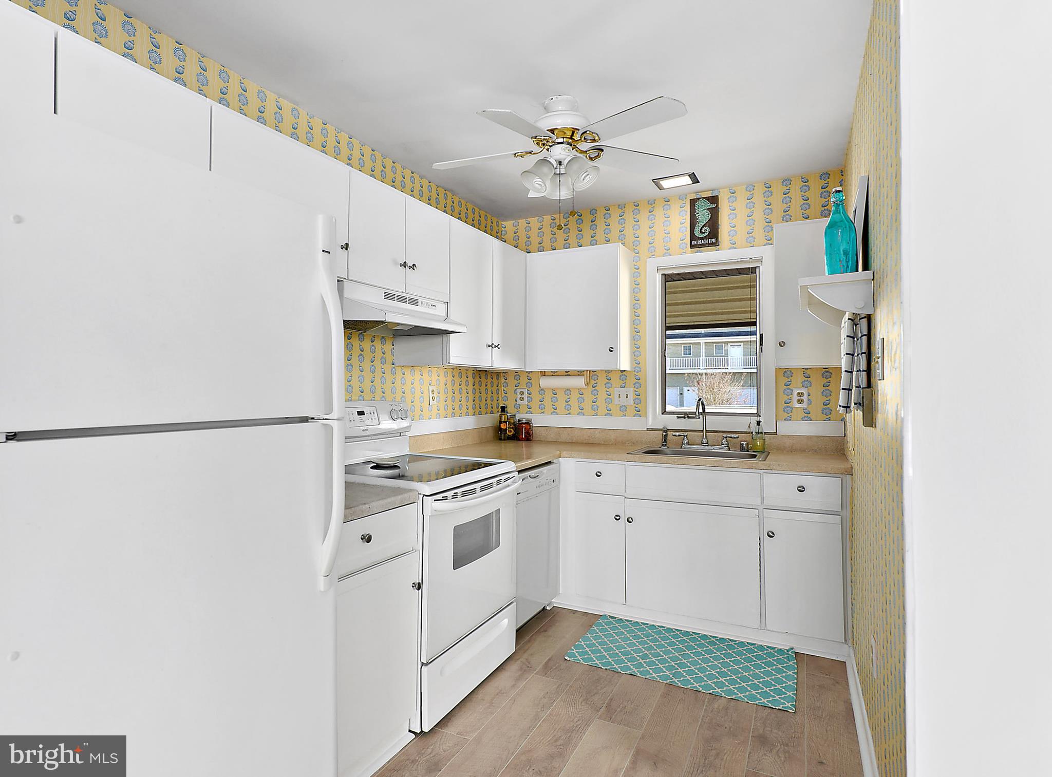 616 Salt Spray Road Ocean City, MD 21842 - Photo 20 of 32 1st: KITCHEN, newer appliances