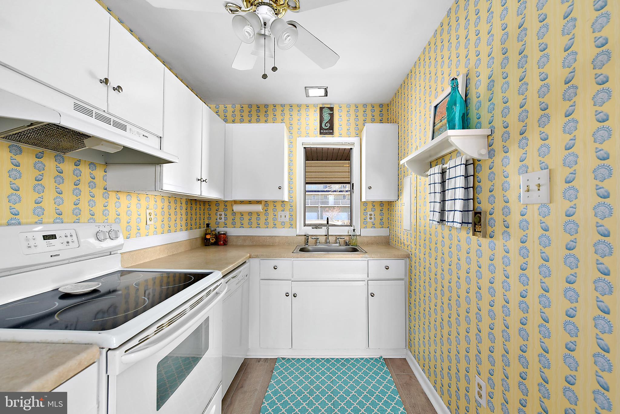 616 Salt Spray Road Ocean City, MD 21842 - Photo 21 of 32 1st: EQUIPPED KITCHEN