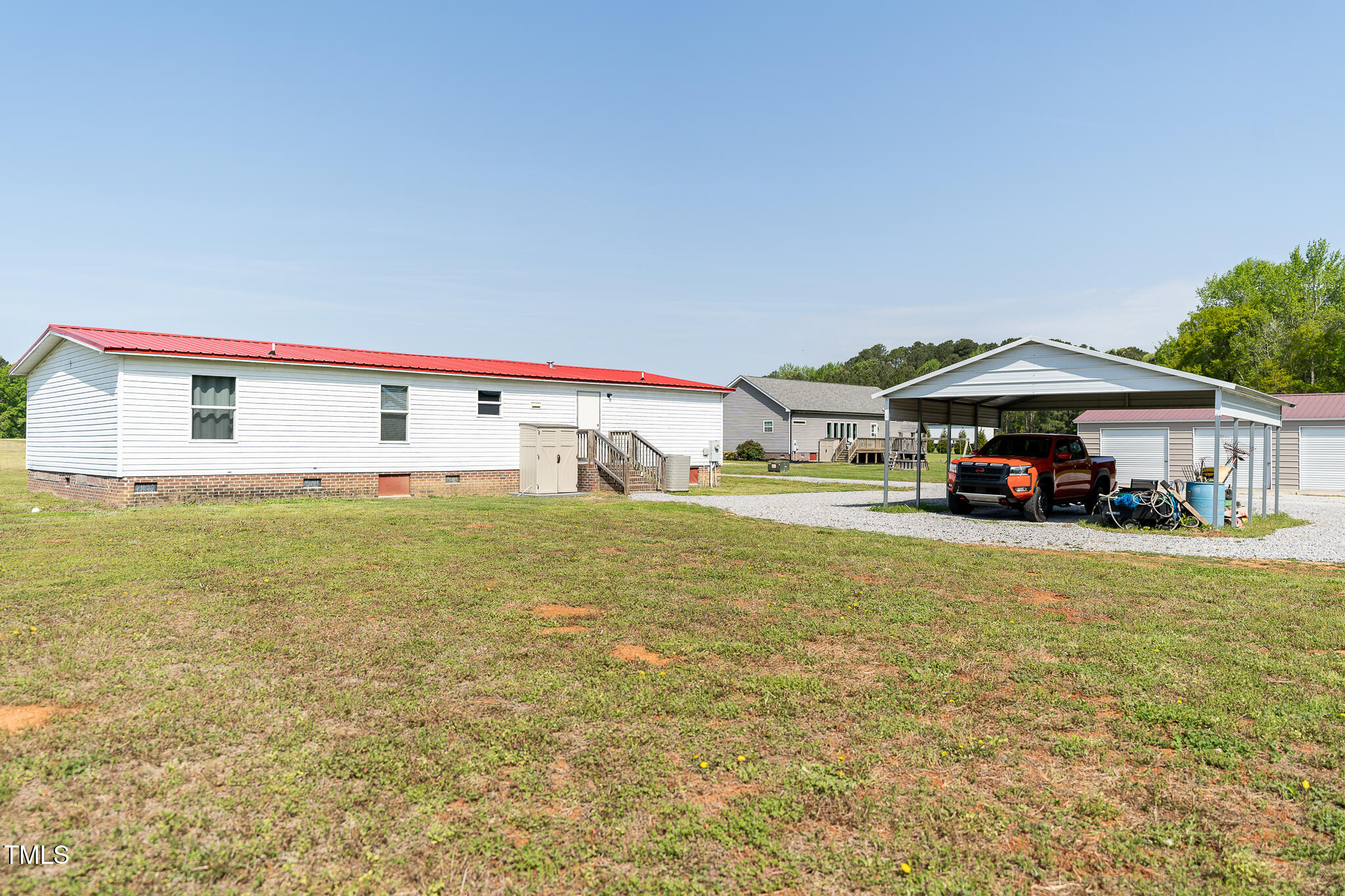 8091 Stone Heritage Road Bailey, NC 27807 - Photo 4 of 23 DSC04580