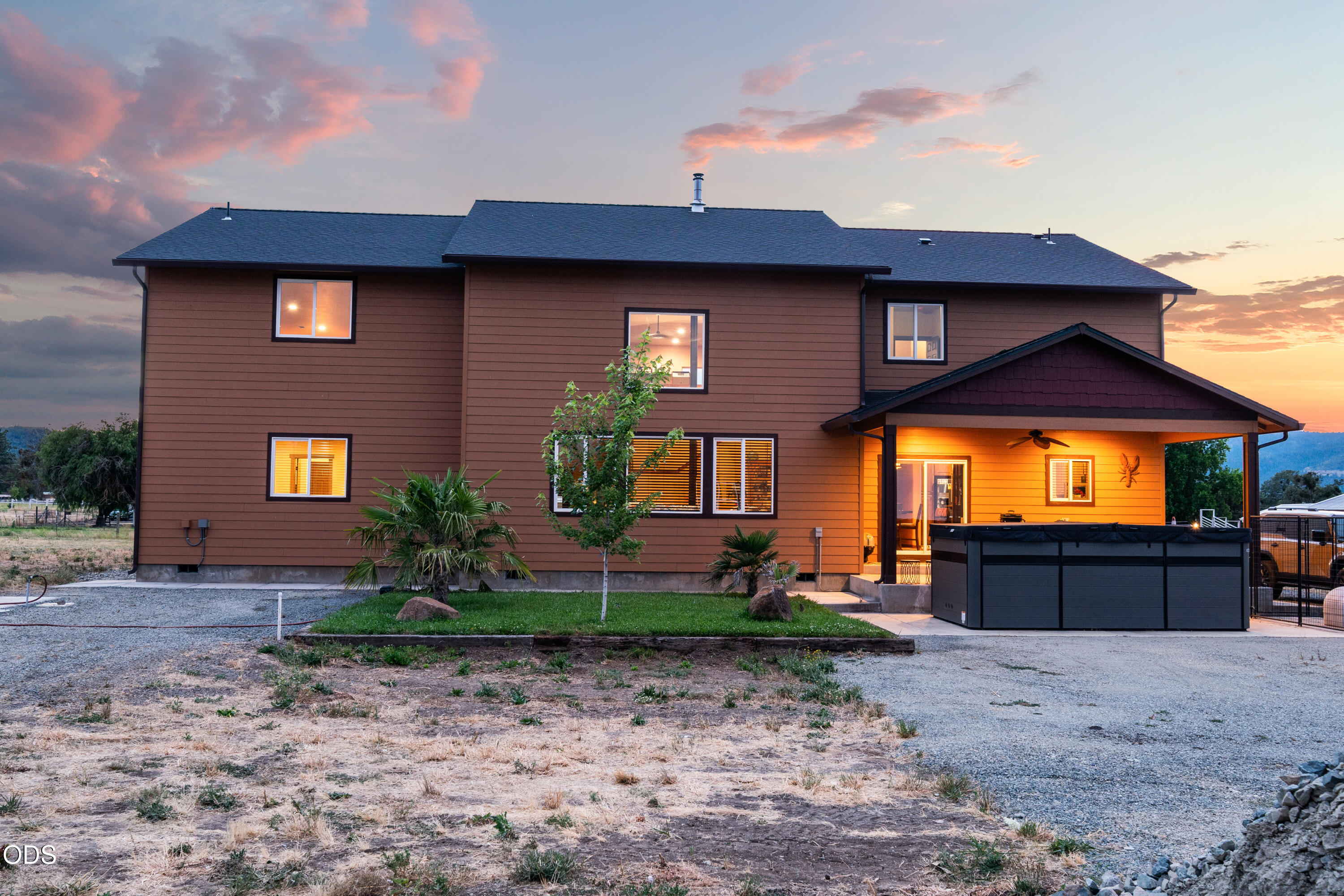 1213 Casino Road Medford, OR 97501 - Photo 11 of 77