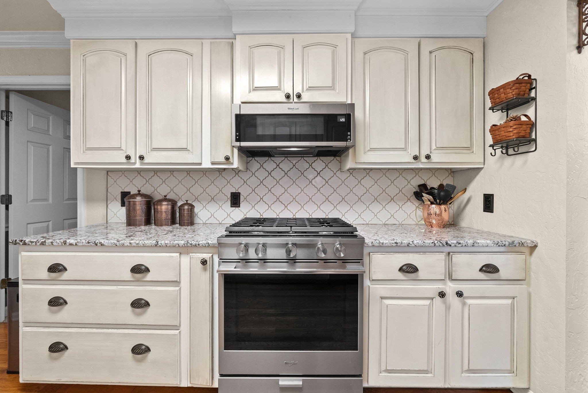 1844 Hogue Road Clarksville, TN 37040 - Photo 16 of 96 Gallery Image 16