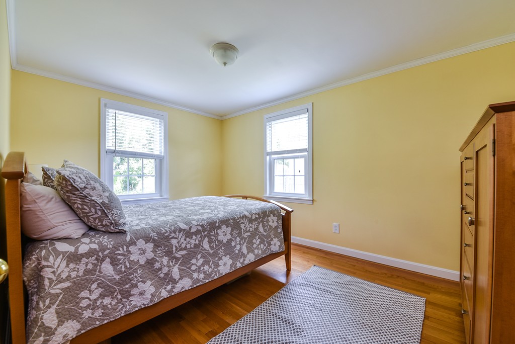 5 Gilbert Road Natick, MA 01760 - Photo 11 of 18 Gallery Image 11
