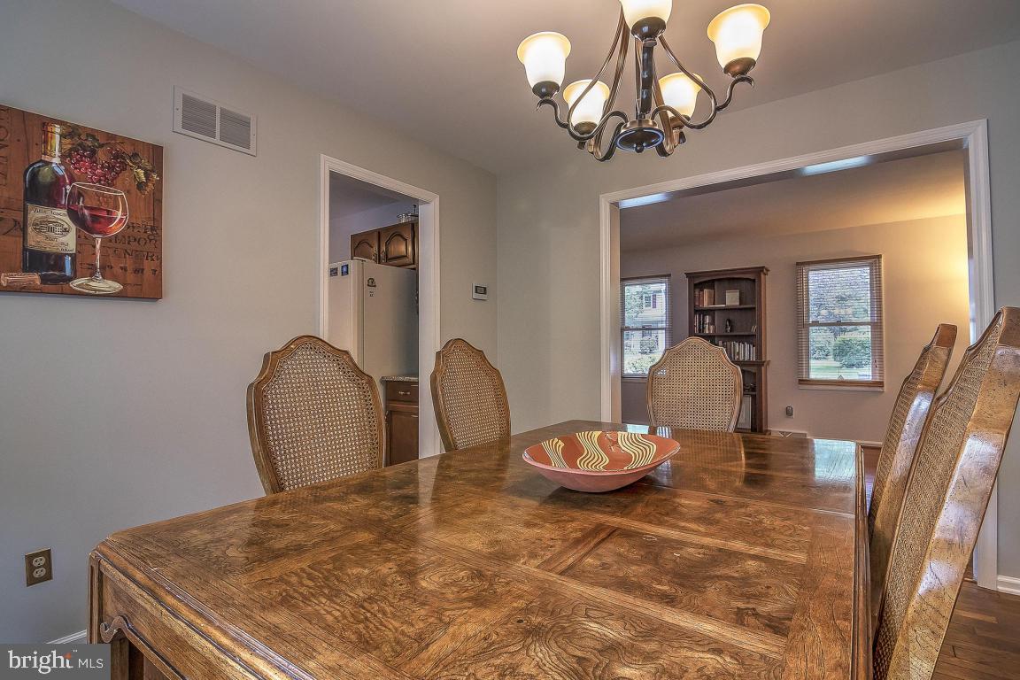 1813 Wilderness Road Lancaster, PA 17603 - Photo 19 of 34 Gallery Image 19