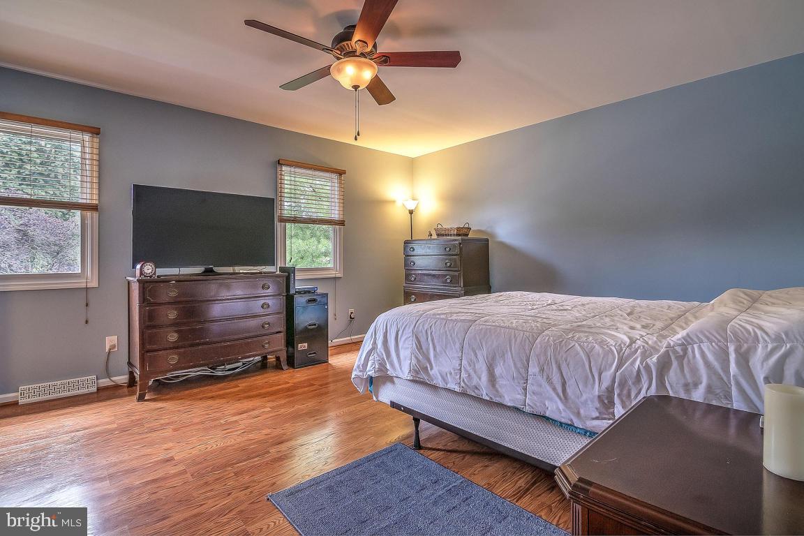 1813 Wilderness Road Lancaster, PA 17603 - Photo 23 of 34 Gallery Image 23