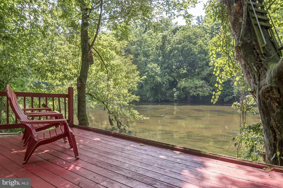 1813 Wilderness Road Lancaster, PA 17603 - Photo 3 of 34 Gallery Image 3