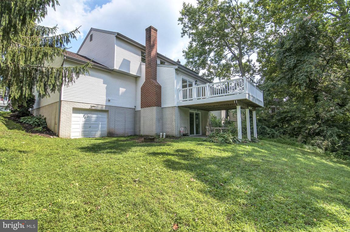 1813 Wilderness Road Lancaster, PA 17603 - Photo 7 of 34 Gallery Image 7