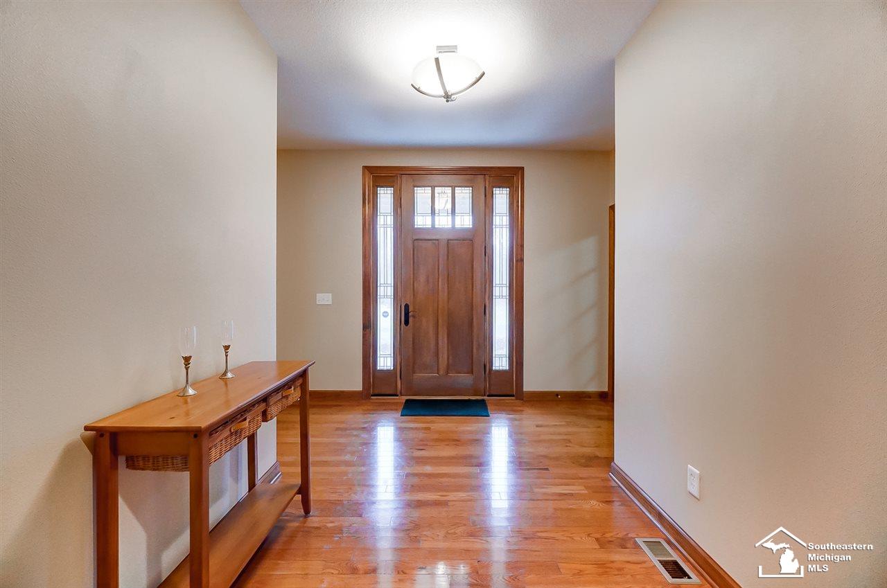 3720 Consear Road Lambertville, MI 48144 - Photo 13 of 73 50006212-12.JPG