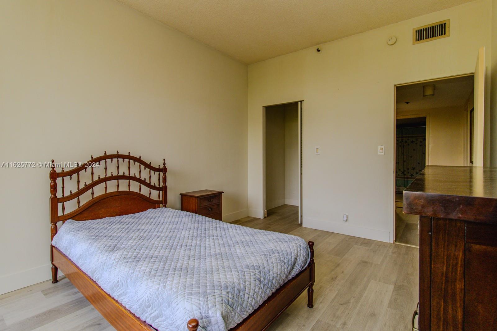 251 Crandon Boulevard, Unit 237 Key Biscayne, FL 33149 - Photo 15 of 24