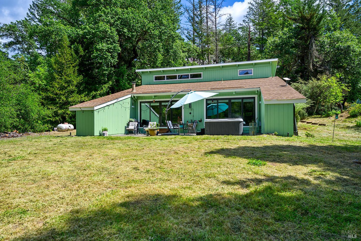 5675 St Helena Road Santa Rosa, CA 95404 - Photo 16 of 18