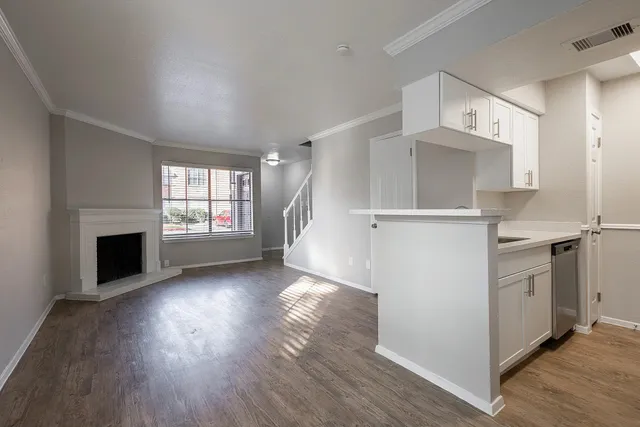 $887 | 1230 Farm To Market 1960 Bypass Road East, Unit 1117, Humble, TX 77338