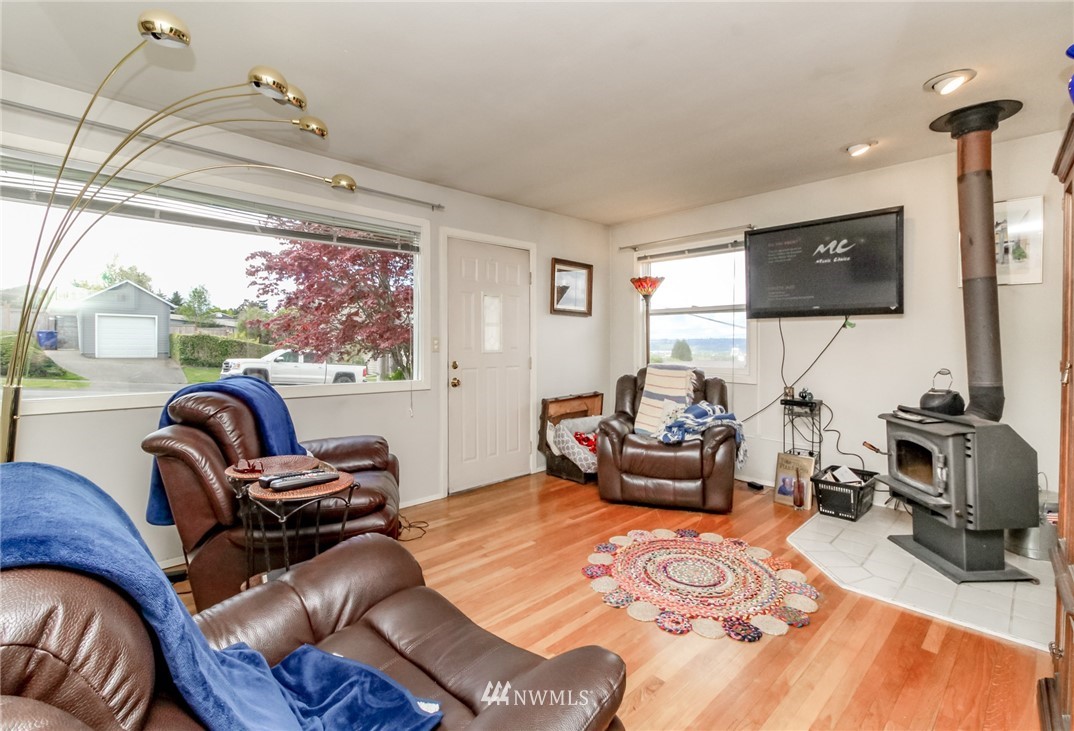 1416 South 7th Street Renton, WA 98057 - Photo 5 of 22 Gallery Image 5