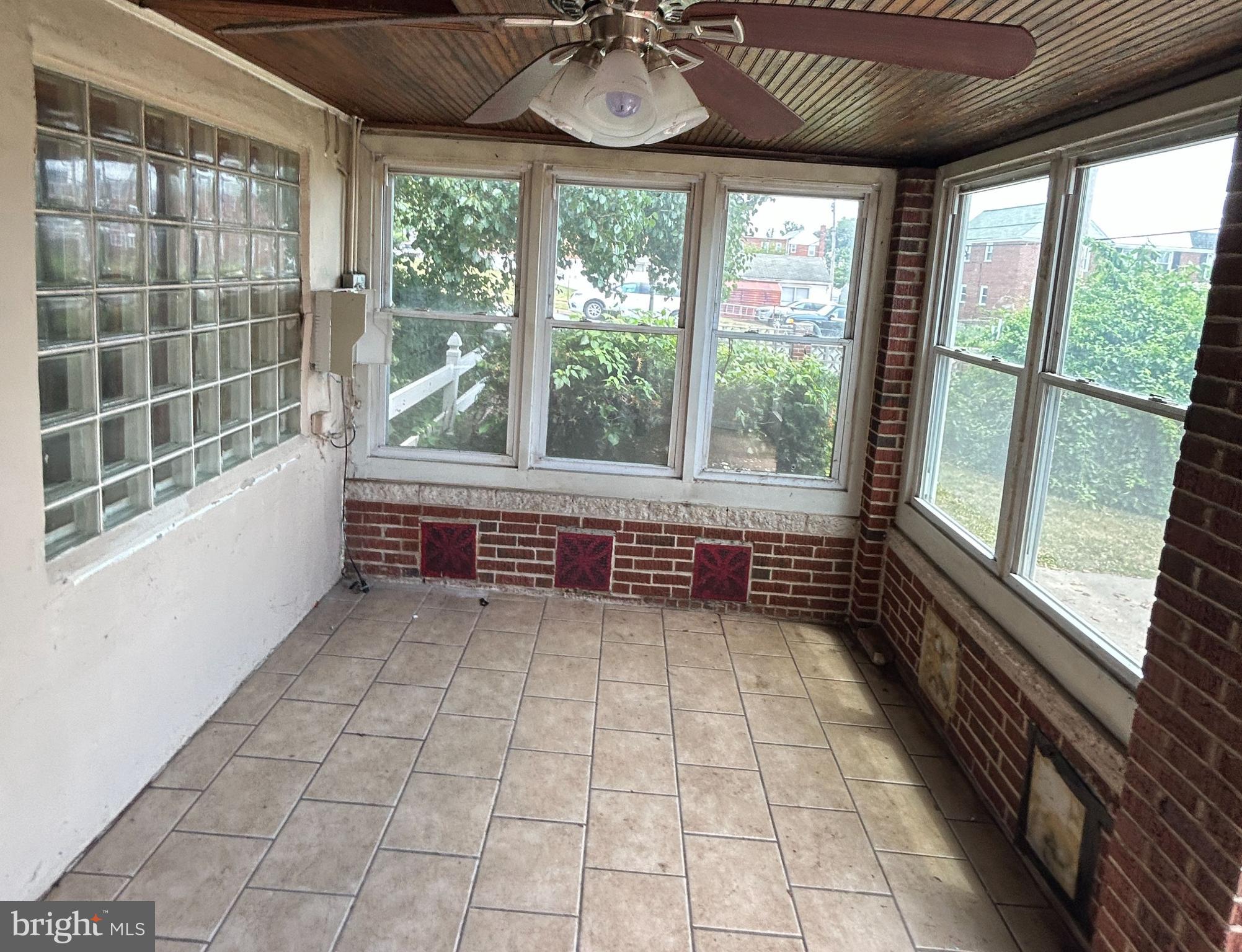 1813 Dunmere Road Dundalk, MD 21222 - Photo 19 of 19 Enclosed Porch