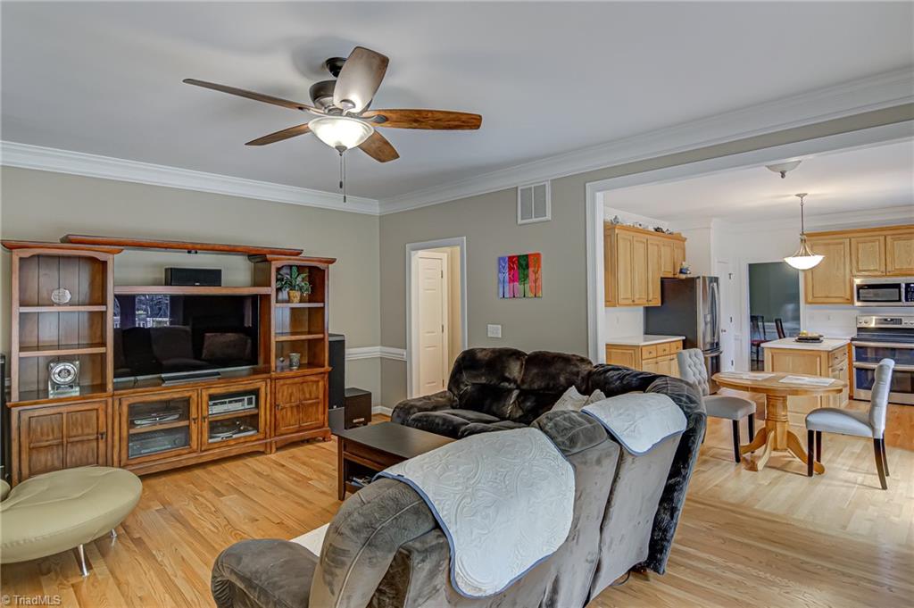 3511 Chance Road Greensboro, NC 27410 - Photo 12 of 38 Gallery Image 12
