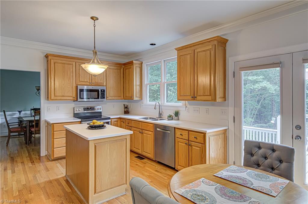 3511 Chance Road Greensboro, NC 27410 - Photo 8 of 38 Gallery Image 8