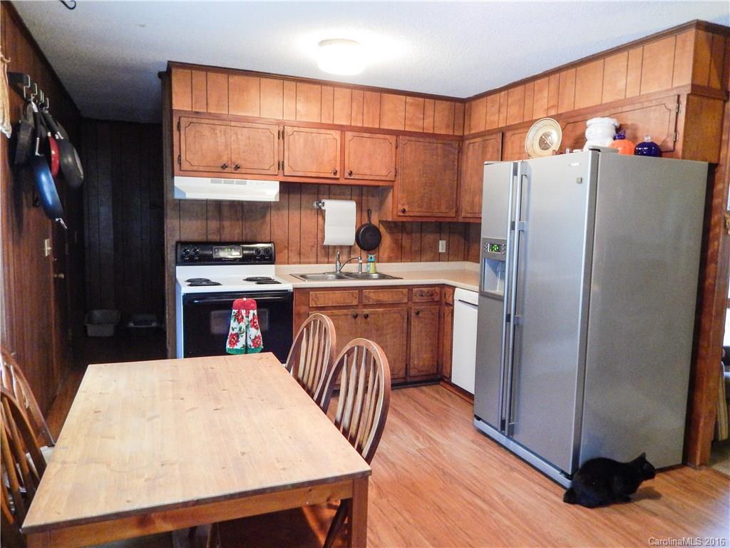 112 Poole Road Troy, NC 27371 - Photo 4 of 12 Gallery Image 4