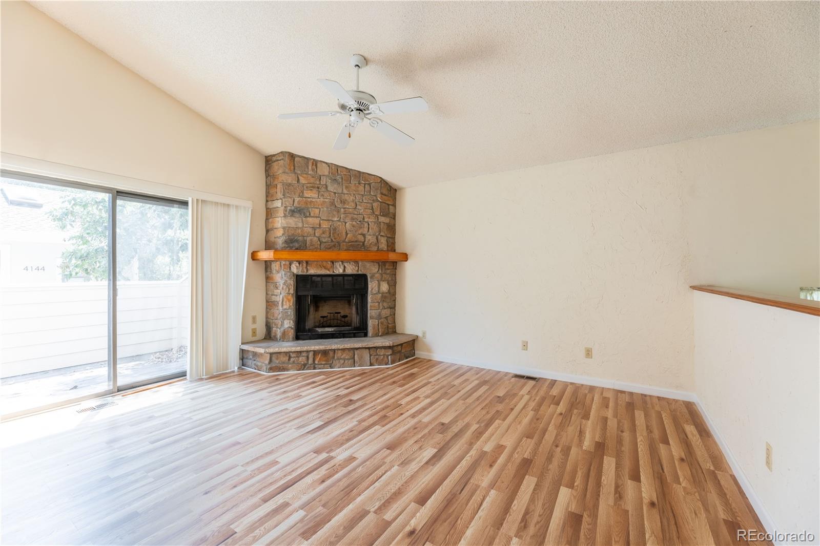 4138 South Rifle Way Aurora, CO 80013 - Photo 5 of 25