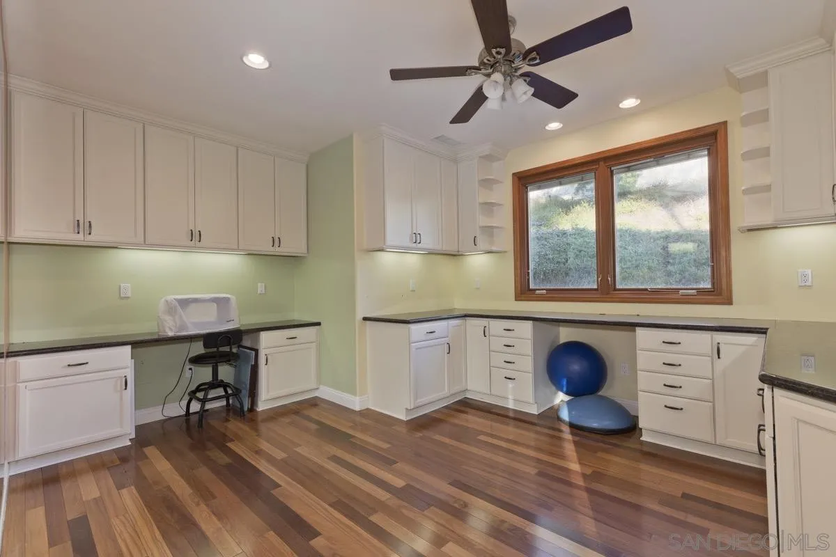 14401 Sandhill Road Poway, CA 92064 - Photo 31 of 75