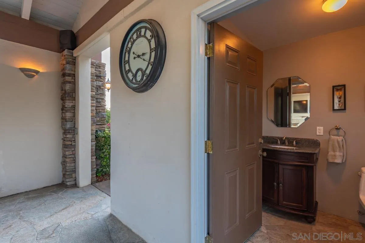 14401 Sandhill Road Poway, CA 92064 - Photo 55 of 75