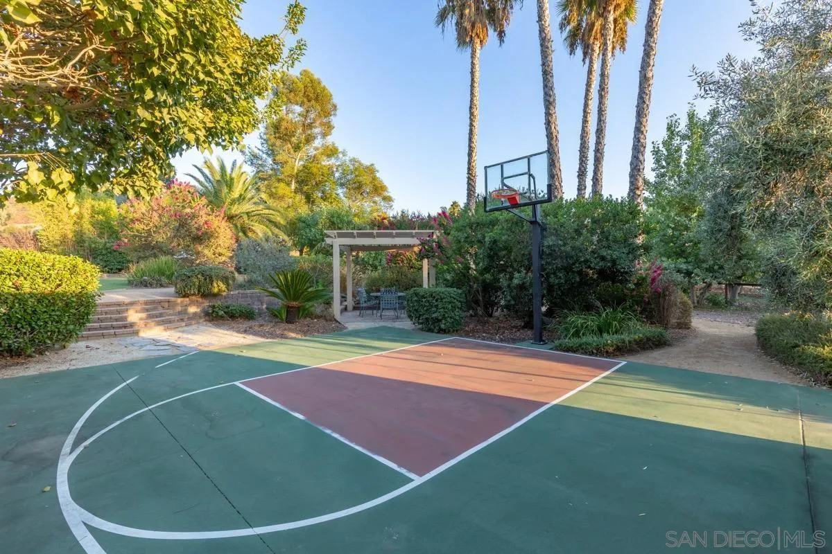 14401 Sandhill Road Poway, CA 92064 - Photo 60 of 75 a view of a tennis court