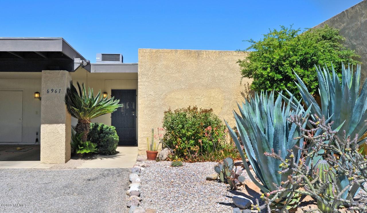 6961 East Rivercrest Road Tucson, AZ 85750 - Photo 1 of 44 Gallery Image 1