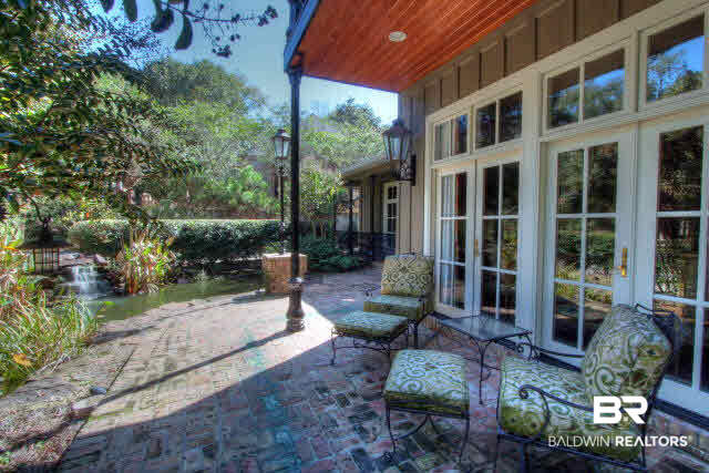 307 Cameron Court Daphne, AL 36526 - Photo 4 of 43 front patio