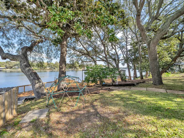$1,500,000 | 315 Vaughan Street Northwest, Fort Walton Beach, FL 32548