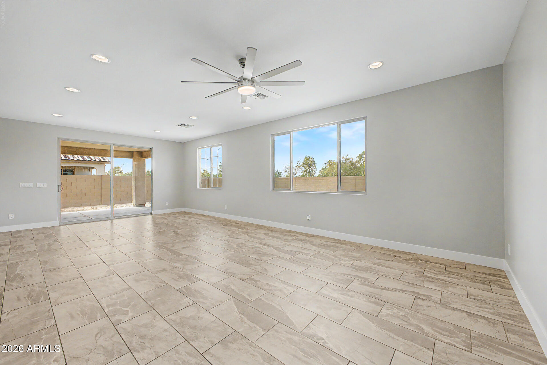 11010 West Chipman Road Tolleson, AZ 85353 - Photo 19 of 50 11-Chipman