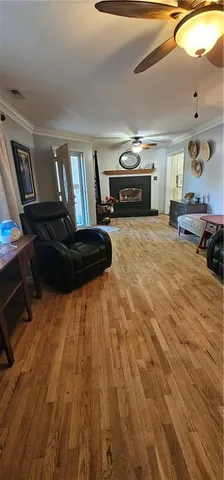 $228,000 | 1607 Edgewood Lane, Lexington, MO 64067