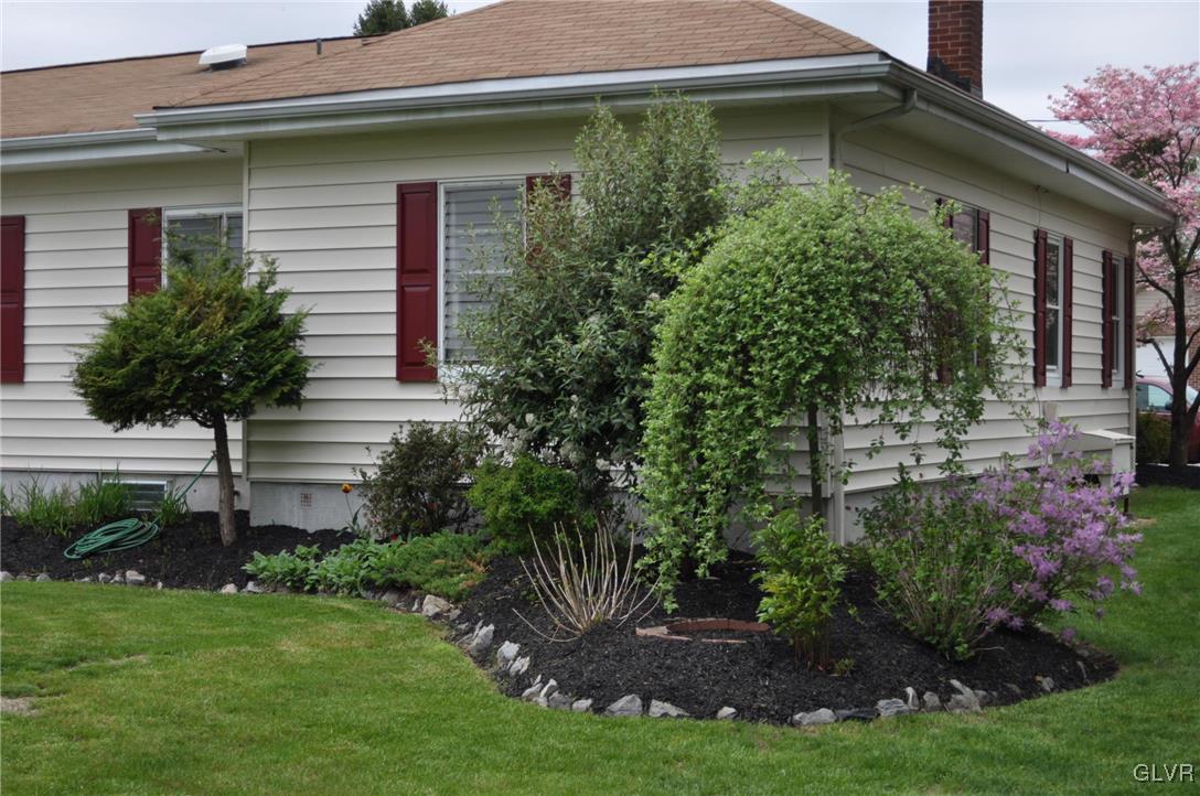 2024 Butztown Road Bethlehem, PA 18017 - Photo 7 of 29 Gallery Image 7