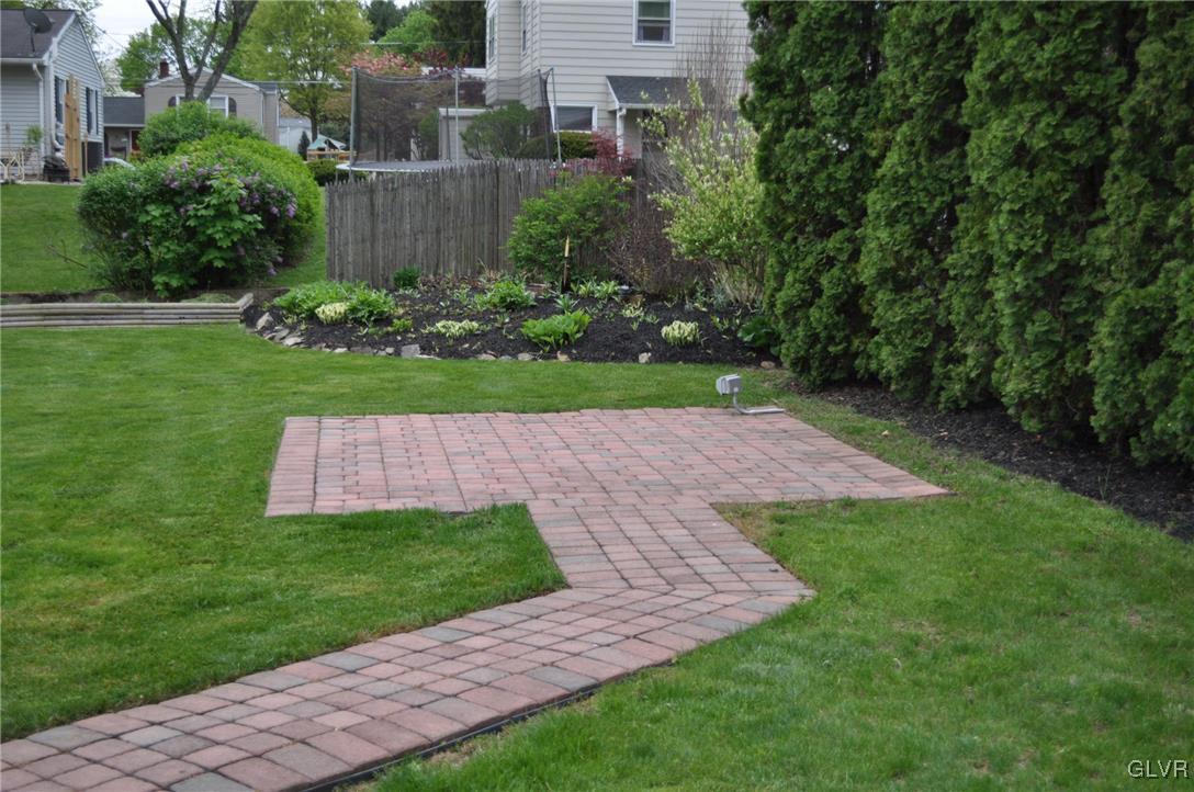 2024 Butztown Road Bethlehem, PA 18017 - Photo 8 of 29 Gallery Image 8